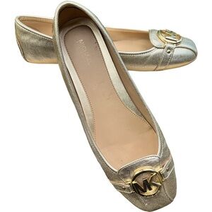 Michael Kors Gold flats